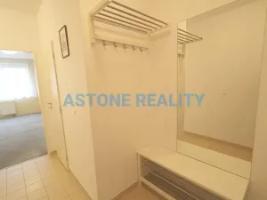 Pronájem bytu 2+kk, Praha - Hostavice, U Hostavického potoka, 50 m2
