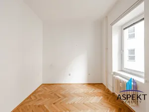 Pronájem bytu 3+1, Praha - Vinohrady, Londýnská, 105 m2