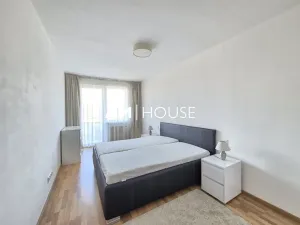 Pronájem bytu 2+kk, Praha - Strašnice, Zvěřinova, 64 m2