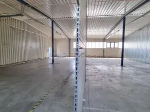 Pronájem výrobních prostor, Praha, Poděbradská, 250 m2