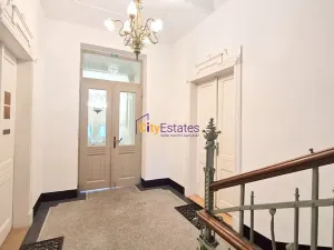 Prodej bytu 1+1, Praha - Smíchov, Janáčkovo nábřeží, 50 m2