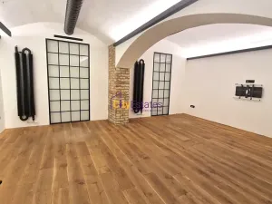 Prodej kanceláře, Praha - Smíchov, Janáčkovo nábřeží, 135 m2