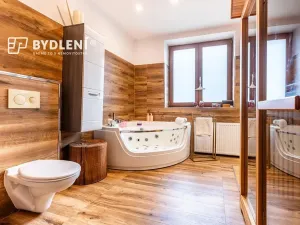 Prodej podílu rodinného domu, Chabařovice, 333 m2