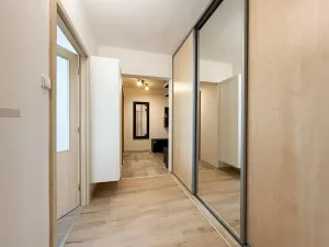 Pronájem bytu 4+kk, Praha - Holešovice, Dělnická, 81 m2