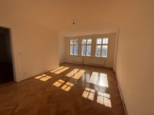 Pronájem bytu 3+1, Liberec, Komenského, 100 m2