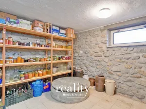 Prodej rodinného domu, Znojmo, 480 m2