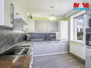 Prodej rodinného domu, Klatovy - Klatovy IV, Akátová, 185 m2