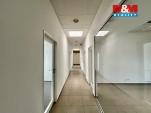 Pronájem kanceláře, Nupaky, Komerční, 150 m2