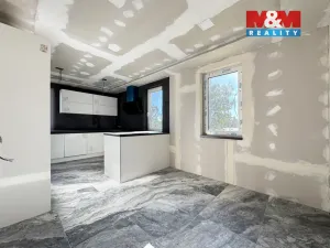 Prodej rodinného domu, Smolné Pece, 202 m2