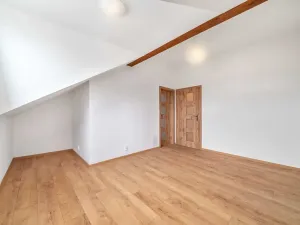 Pronájem bytu 2+kk, Plzeň, Dvorní, 63 m2