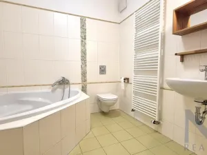 Pronájem bytu 2+kk, Praha - Pitkovice, Žampiónová, 59 m2