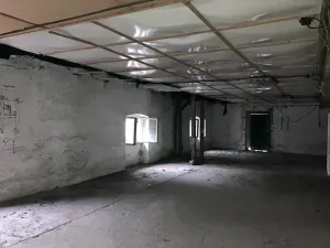 Pronájem výrobních prostor, Buštěhrad, 925 m2