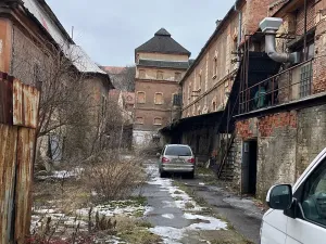 Pronájem výrobních prostor, Buštěhrad, 925 m2