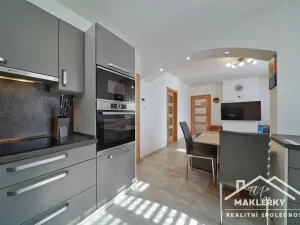 Prodej rodinného domu, Zásmuky, Sladkovského, 186 m2