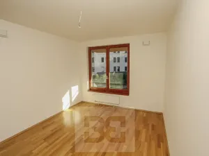 Pronájem bytu 1+kk, Praha - Holešovice, Varhulíkové, 49 m2