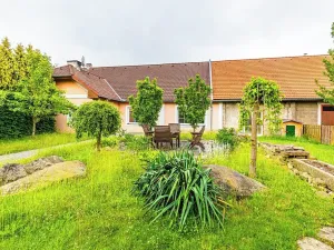 Prodej rodinného domu, Horní Skrýchov, 230 m2