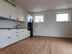 Pronájem bytu 2+kk, Praha - Královice, Ke Tvrzi, 117 m2