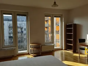 Pronájem bytu 1+kk, Praha - Strašnice, Názovská, 39 m2