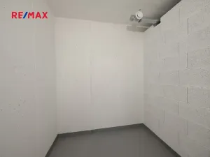 Pronájem bytu 2+kk, Praha - Hloubětín, Poděbradská, 59 m2