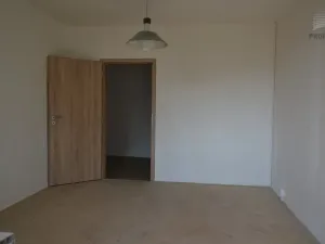 Pronájem bytu 2+1, Brno, Opálkova, 65 m2