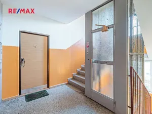 Pronájem bytu 1+1, Jindřichův Hradec, sídliště Vajgar, 42 m2