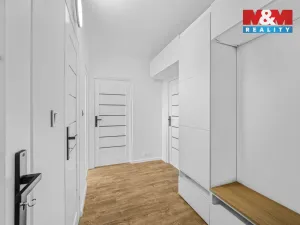 Pronájem bytu 3+1, Hradec Králové - Slezské Předměstí, Severní, 62 m2