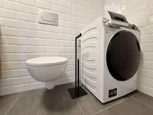 Pronájem bytu 1+kk, Praha - Vysočany, Kolbenova, 38 m2