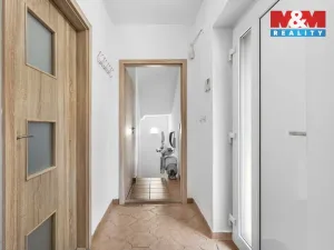 Prodej rodinného domu, Očihov, 280 m2