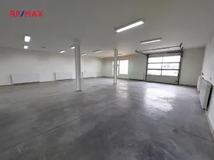 Pronájem obchodního prostoru, Slavkov u Brna, 200 m2