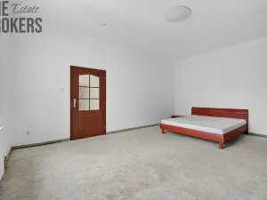 Prodej bytu 2+1, Praha - Žižkov, Ambrožova, 72 m2