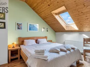 Prodej rodinného domu, Hlásná Třebaň, Karlštejnská, 163 m2