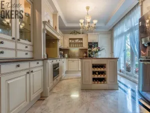 Prodej rodinného domu, Praha - Dolní Měcholupy, U přejezdu, 359 m2