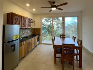 Prodej rodinného domu, Coxen Hole, Roatán, Honduras, 325 m2