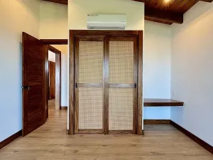 Prodej rodinného domu, Coxen Hole, Roatán, Honduras, 238 m2