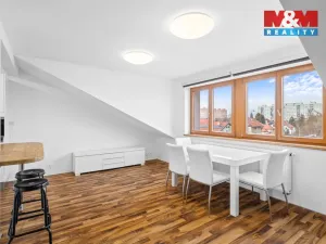Pronájem bytu 2+kk, Praha - Bohnice, Bohnická, 84 m2