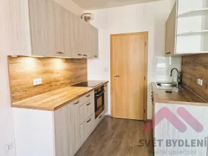 Pronájem bytu 2+kk, Praha - Čakovice, Tryskovická, 65 m2