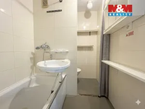 Pronájem bytu 1+kk, Děčín - Děčín VI-Letná, Želenická, 28 m2