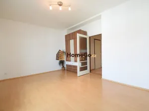 Pronájem bytu 1+kk, Praha - Nusle, Lounských, 49 m2