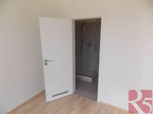 Pronájem bytu 3+kk, Praha - Karlín, U Mlýnského kanálu, 100 m2