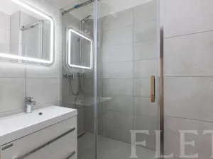 Prodej bytu 2+kk, Praha - Holešovice, Stupkova, 44 m2