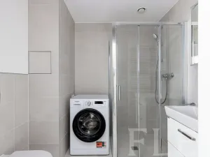 Pronájem bytu 1+kk, Praha - Hloubětín, Kolbenova, 35 m2