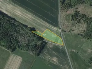 Prodej pole, Březí, 4212 m2