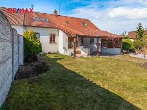 Prodej rodinného domu, Břasy, 298 m2