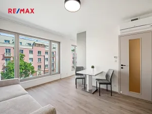 Pronájem bytu 1+kk, Praha - Žižkov, Malešická, 36 m2
