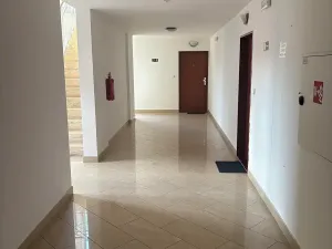 Dražba bytu 2+kk, Praha - Prosek, Nad šestikopy, 53 m2