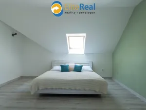 Prodej vícegeneračního domu, Příkazy, 344 m2