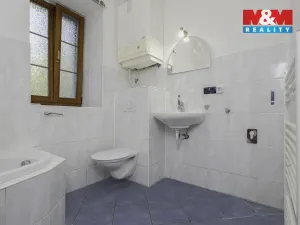 Pronájem bytu 2+1, Nový Bor, Husova, 75 m2