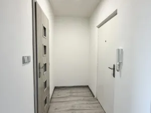 Pronájem bytu 1+1, Most, Javorová, 33 m2