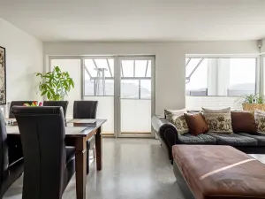 Prodej rodinného domu, Králův Dvůr, Na Vinohradech, 140 m2