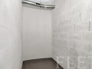 Pronájem bytu 1+kk, Praha - Libeň, Českomoravská, 33 m2